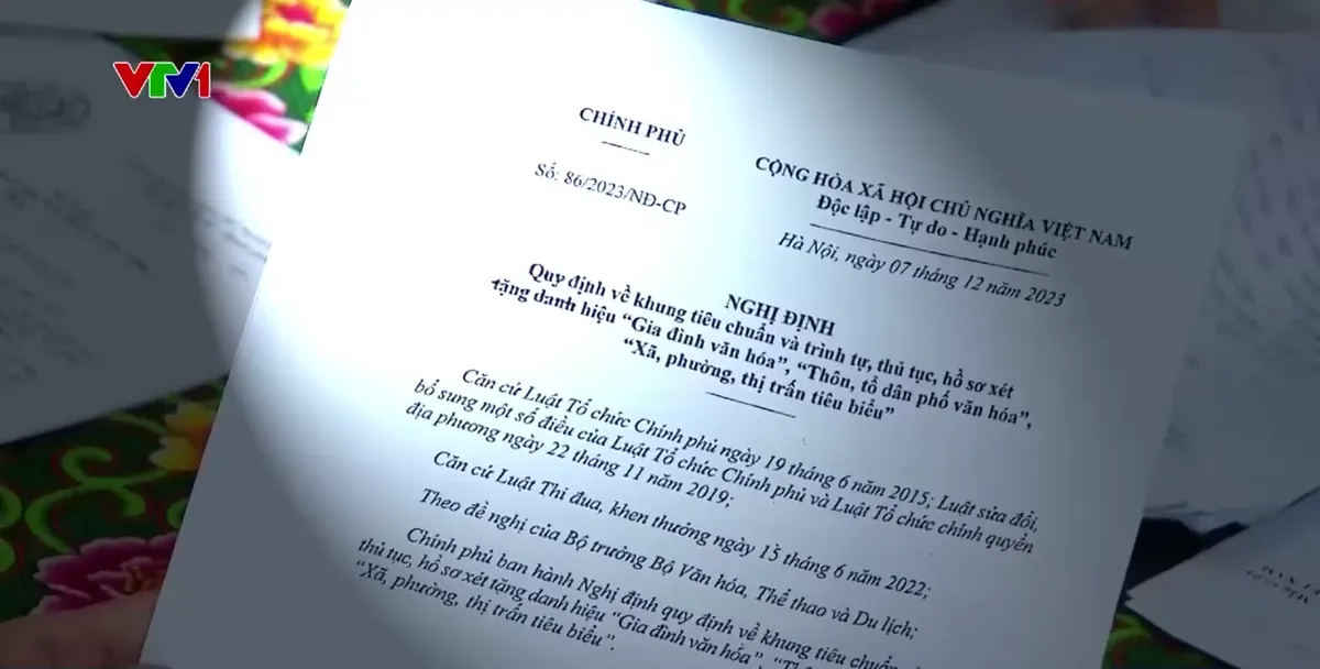 Đằng sau những cuộc b&igrave;nh x&eacute;t gia đ&igrave;nh văn h&oacute;a - Ảnh 3.