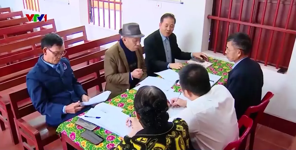 Đằng sau những cuộc b&igrave;nh x&eacute;t gia đ&igrave;nh văn h&oacute;a - Ảnh 2.