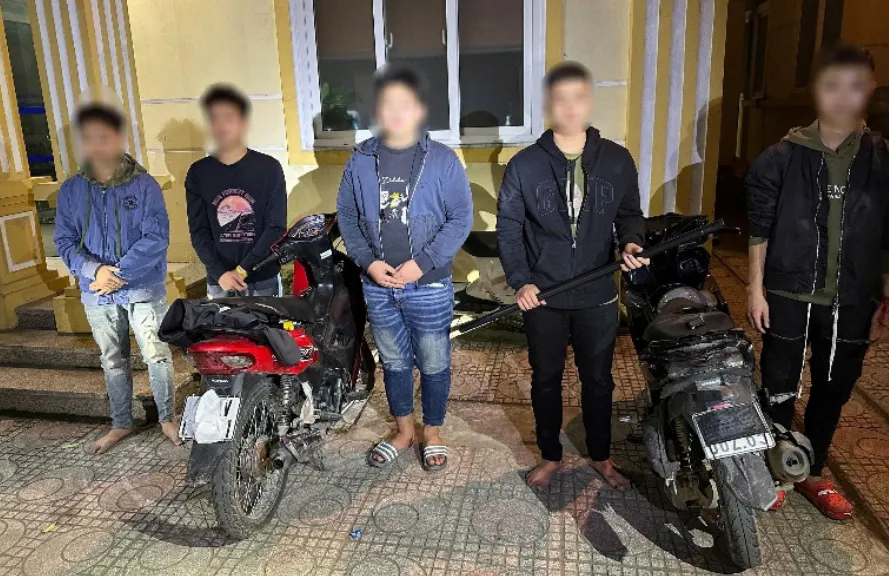 Vừa sử dụng xong Cần sa, nam thanh niên bị lực lượng 141 phát hiện, bắt giữ - Ảnh 1.