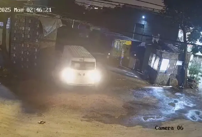 Nhân viên mới vào làm vài ngày đã đột nhập công ty trộm cắp ô tô  - Ảnh 2.