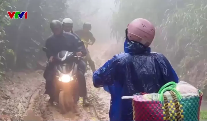 Lâm Đồng xây công trình khẩn cấp khắc phục sạt lở đèo D’ran và Gia Bắc - Ảnh 2.