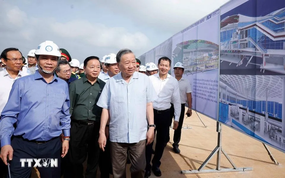 Tổng Bí thư Tô Lâm đã làm việc và kiểm tra tình hình thực hiện Dự án đầu tư xây dựng Cảng hàng không quốc tế Long Thành giai đoạn 1.
