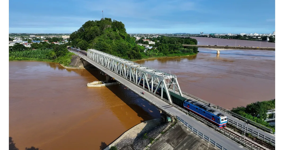 Đông Sơn - Miền ký ức: Trầm tích văn hóa hóa thân vào điện ảnh - Ảnh 6.