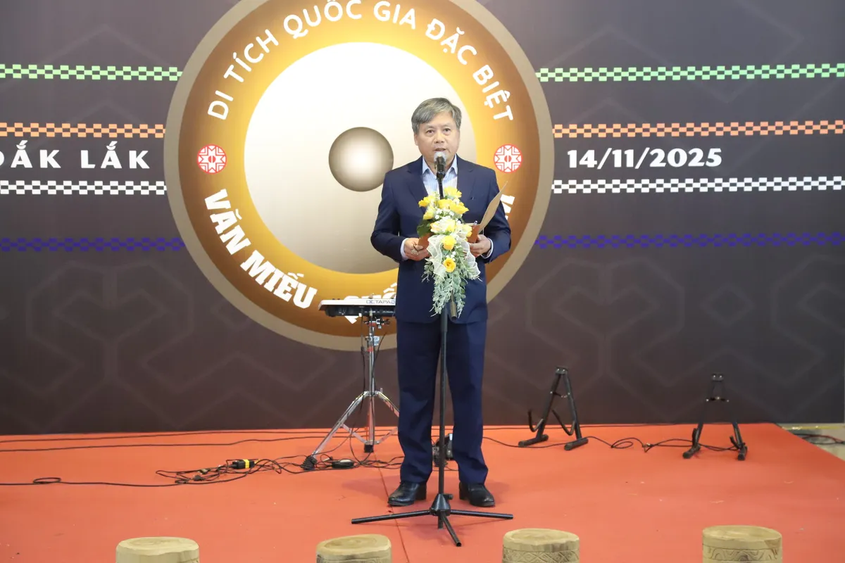 Đắk Lắk: Khai mạc Triển lãm “Di tích quốc gia đặc biệt Văn Miếu-Quốc Tử Giám” - Ảnh 2.