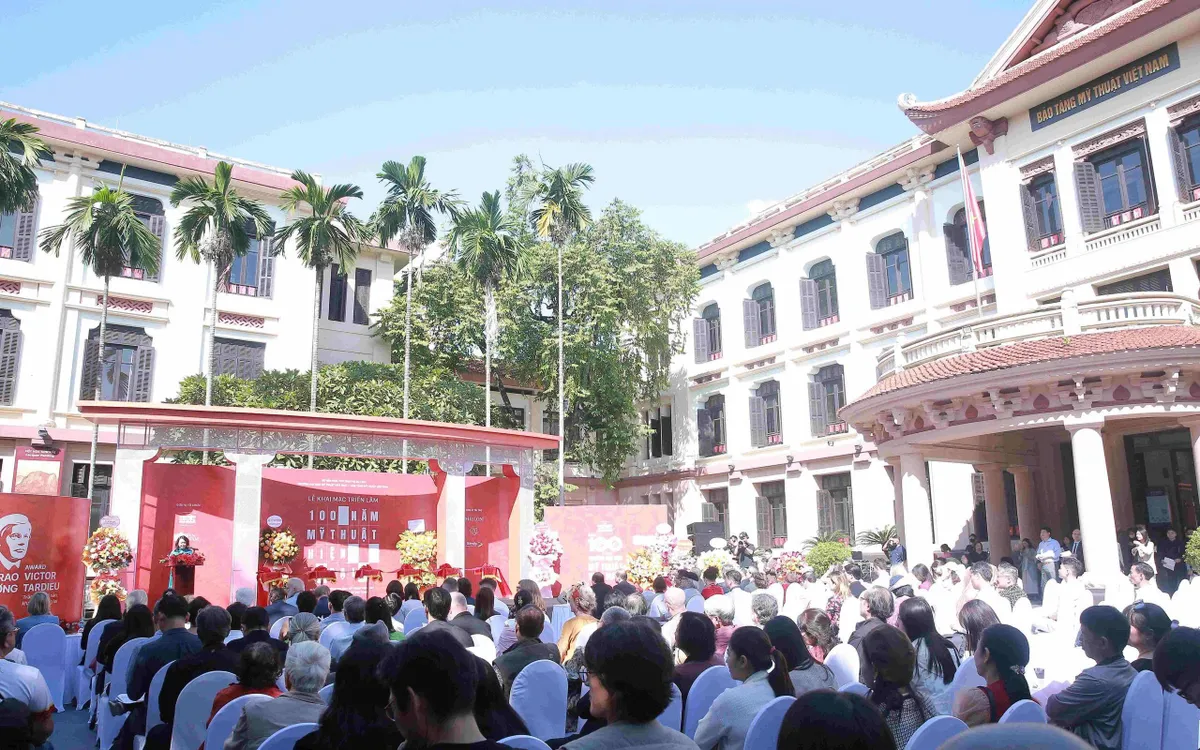 Khai mạc Triển lãm “100 năm Mỹ thuật hiện đại – sưu tập Trường Đại học Mỹ thuật Việt Nam và Bảo tàng Mỹ thuật Việt Nam” 