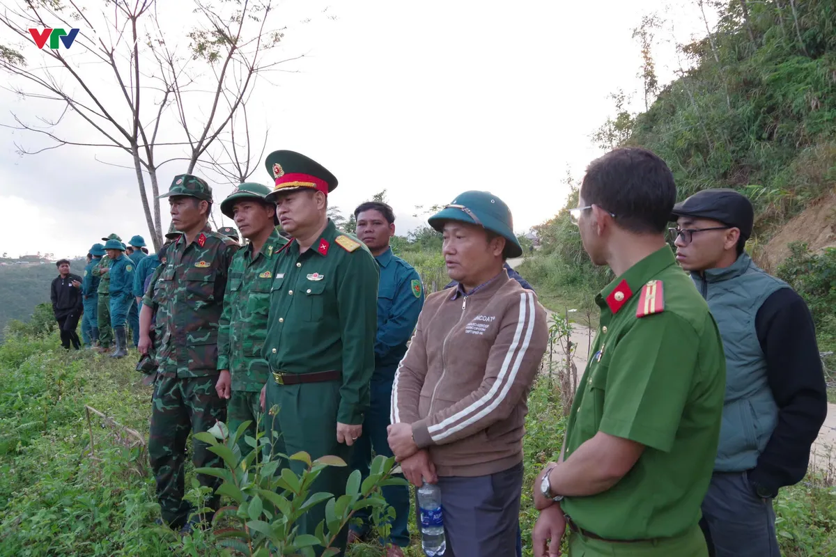 Đà Nẵng: Thành lập Sở chỉ huy tiền phương, khẩn trương cứu hộ vụ sạt lở núi- Ảnh 4.