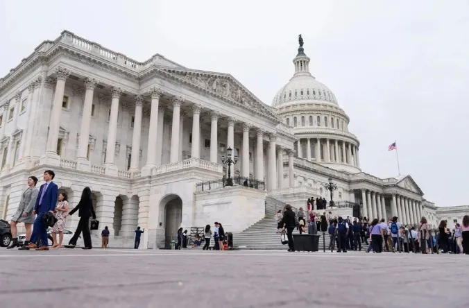 Kinh tế Mỹ đối mặt áp lực kép sau khủng hoảng đóng cửa Chính phủ  - Ảnh 1.