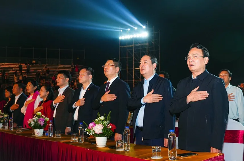 Đặc sắc “Đêm nhạc Văn Cao-Duyên hội Ninh Bình” - Ảnh 2.