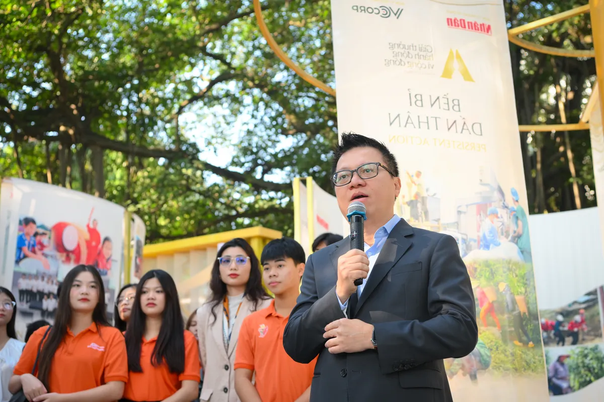 Khai mạc triển lãm và vòng chung kết Giải thưởng Hành động vì cộng đồng - Ảnh 1.