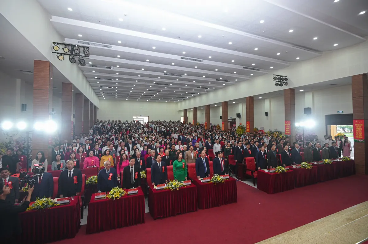 Khoa Xây dựng Đảng, Học viện Báo chí và Tuyên truyền đón nhận Huân chương Lao động hạng Ba  - Ảnh 1.