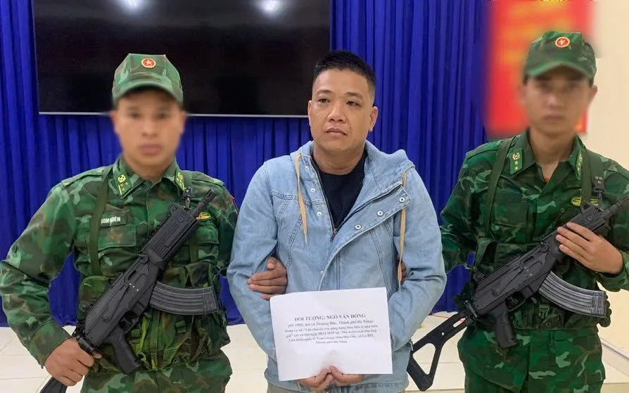 Khởi tố tài xế xe khách vận chuyển vàng lậu từ Lào về Việt Nam.