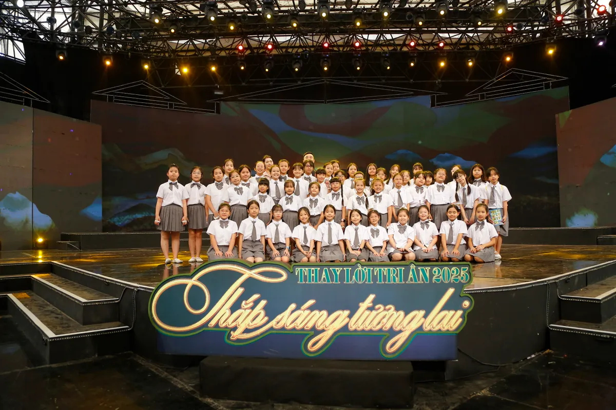 Tổng duyệt Thay lời tri ân 2025: Sẵn sàng cho ‘bản giao hưởng’ tri ân thầy cô- Ảnh 1.
