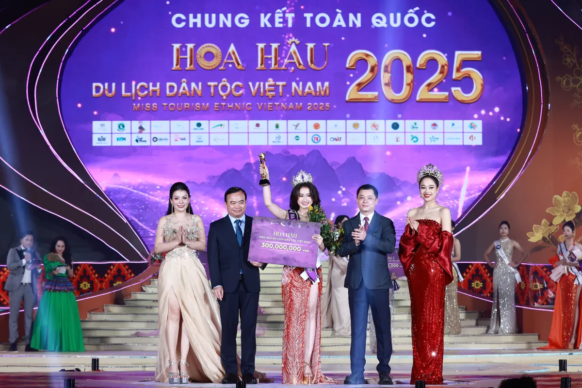 Chung Kết Hoa hậu Du lịch Dân tộc Việt Nam 2025: Ngày hội sắc màu văn hóa các dân tộc - Ảnh 2.