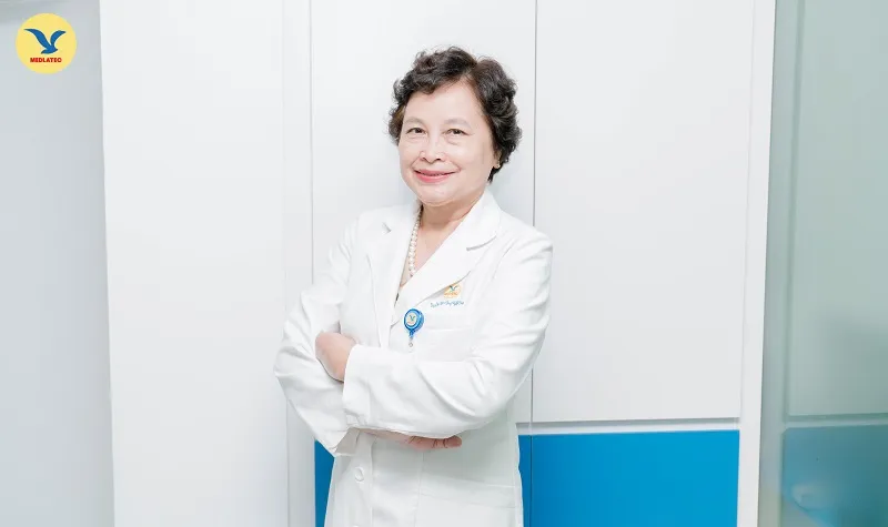 TTND.PGS.TS.BSCC Phạm Thị Hồng Thi - Người thầy thuốc bảo vệ những trái tim khỏe mạnh- Ảnh 3. TTND.PGS.TS.BSCC Phạm Thị Hồng Thi - Người thầy thuốc bảo vệ những trái tim khỏe mạnh- Ảnh 3.