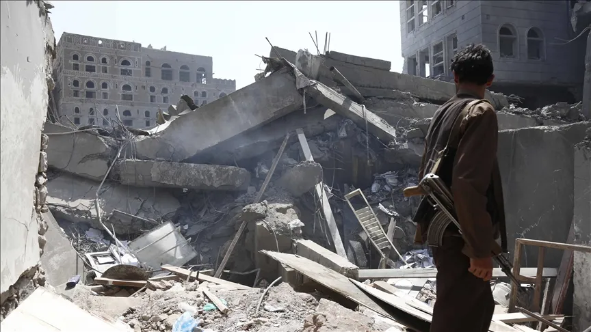 Liên hợp quốc gia hạn trừng phạt Houthi - Ảnh 1.