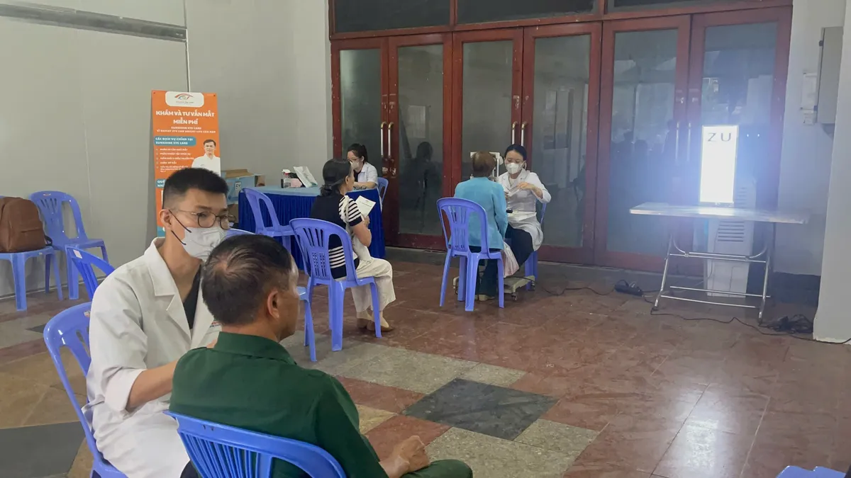 Vườn dưỡng lão, mô hình hay về chăm sóc sức khỏe người già ở TP Hồ Chí Minh - Ảnh 1.