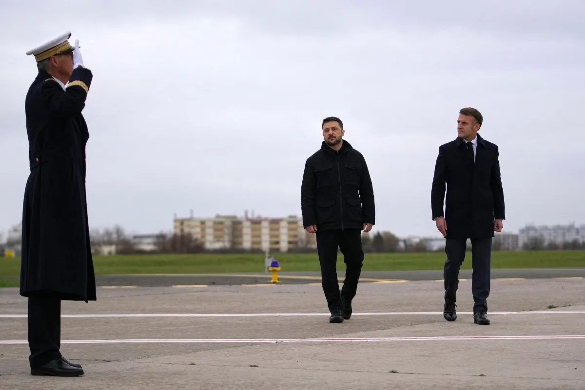 Tổng thống Zelensky đến Pháp, “chốt” thỏa thuận lịch sử với Tổng thống Macron- Ảnh 1.