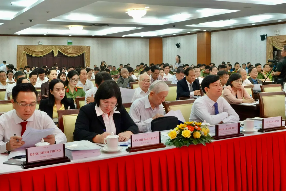 Bảo vệ quyền con người trong kỷ nguyên AI: Thách thức và giải pháp- Ảnh 2. Bảo vệ quyền con người trong kỷ nguyên AI: Thách thức và giải pháp- Ảnh 2.