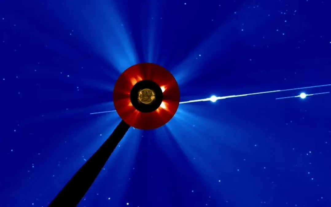 Một đợt phun trào khối lượng vành nhật hoa được quan sát từ phía bên trái Mặt Trời vào tháng 5/2024 (Ảnh: SOHO ESA NASA, NASA SDO AIA JHelioviewer D. Müller)