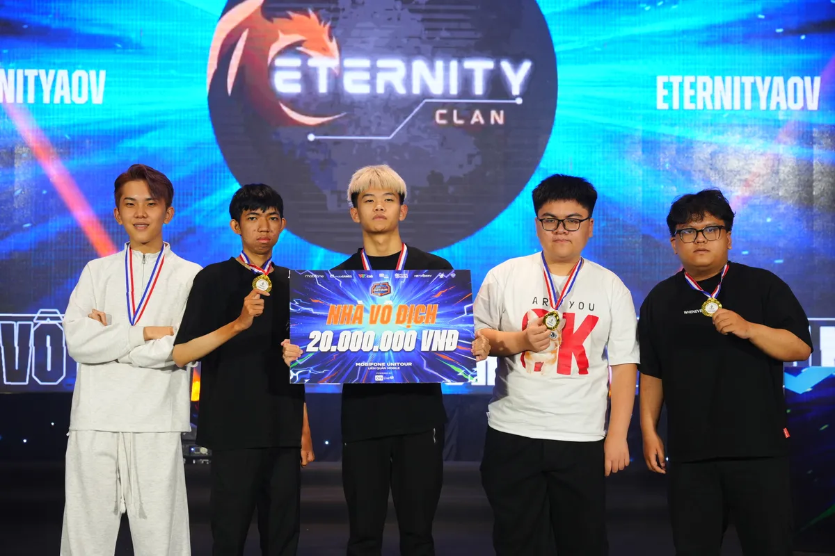Mobifone Unitour kh&eacute;p lại h&agrave;nh tr&igrave;nh 2025 sau khi t&igrave;m ra nh&agrave; v&ocirc; địch khu vực ph&iacute;a Nam- Ảnh 1.