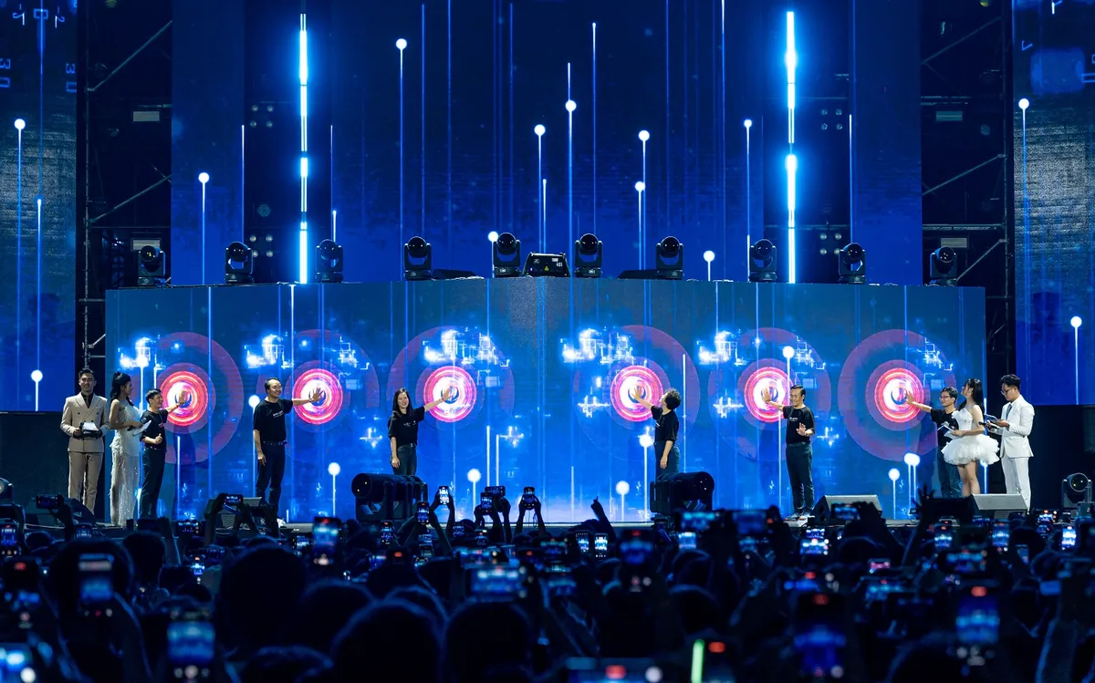 Tân sinh viên khởi đầu hành trình đại học bằng nhạc hội chưa từng có - Ảnh 6.