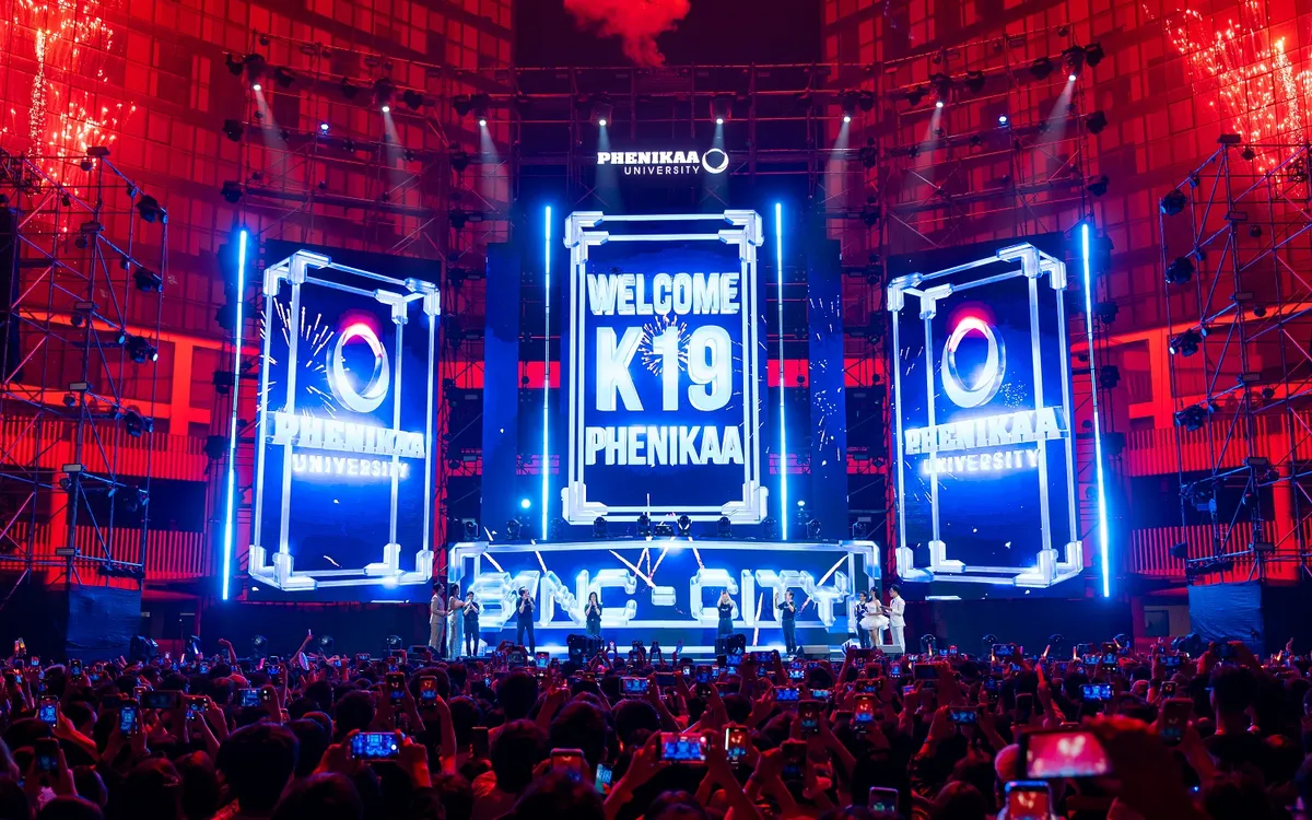 Tân sinh viên khởi đầu hành trình đại học bằng nhạc hội chưa từng có - Ảnh 2.