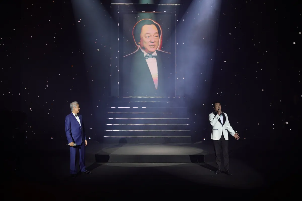 Đêm nhạc xúc động tôn vinh cây đại thụ của nền thanh nhạc Việt Nam GS.NSND Trung Kiên - Ảnh 3.