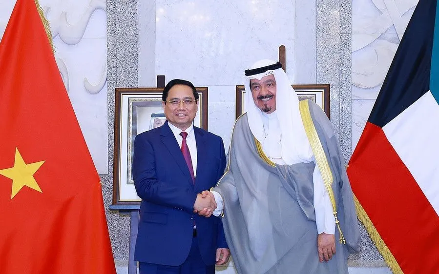 Thủ tướng Phạm Minh Chính hội đàm với Thủ tướng Nhà nước Kuwait Sheikh Ahmad Abdullah Al-Ahmad Al Sabah. (Ảnh: TTXVN)