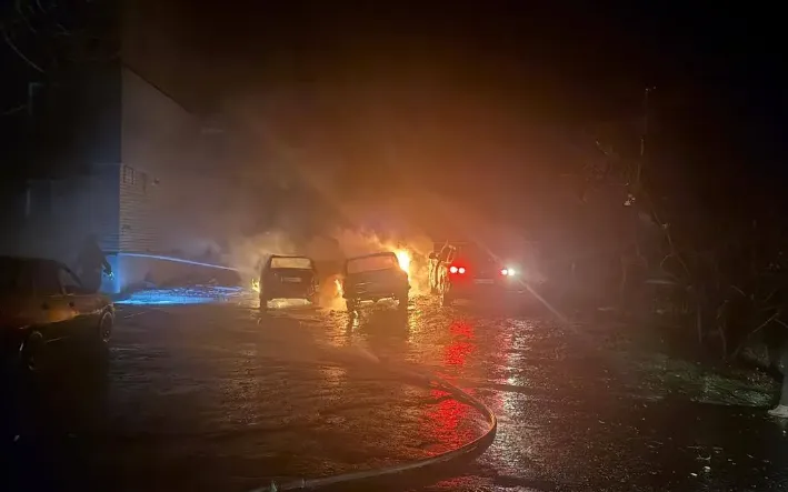 Hai tên lửa của Nga bắn trúng trung tâm Balakliia ở phía Đông Bắc Kharkov (Ảnh: Vitalii Karabanov/Telegram)