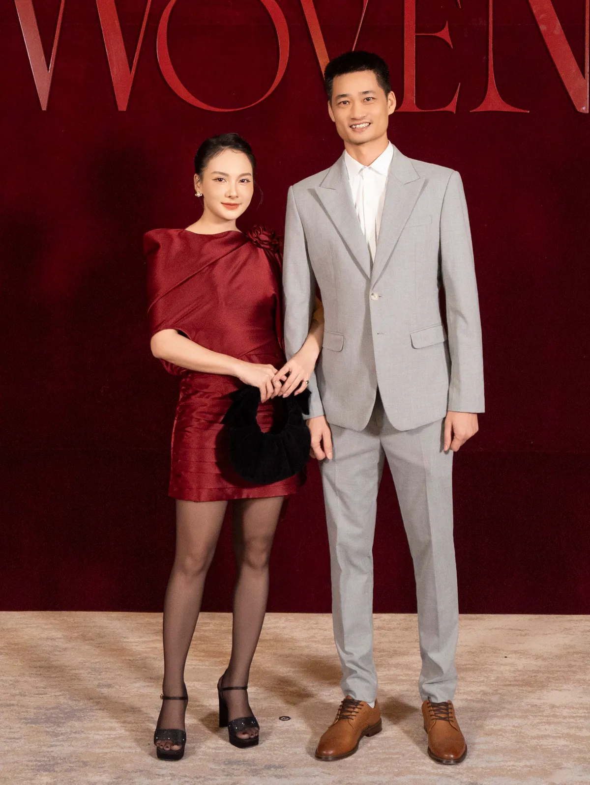 Hồng Diễm, Lương Thu Trang, Việt Hoa 'gây sốt' trên thảm đỏ thời trang - Ảnh 3.