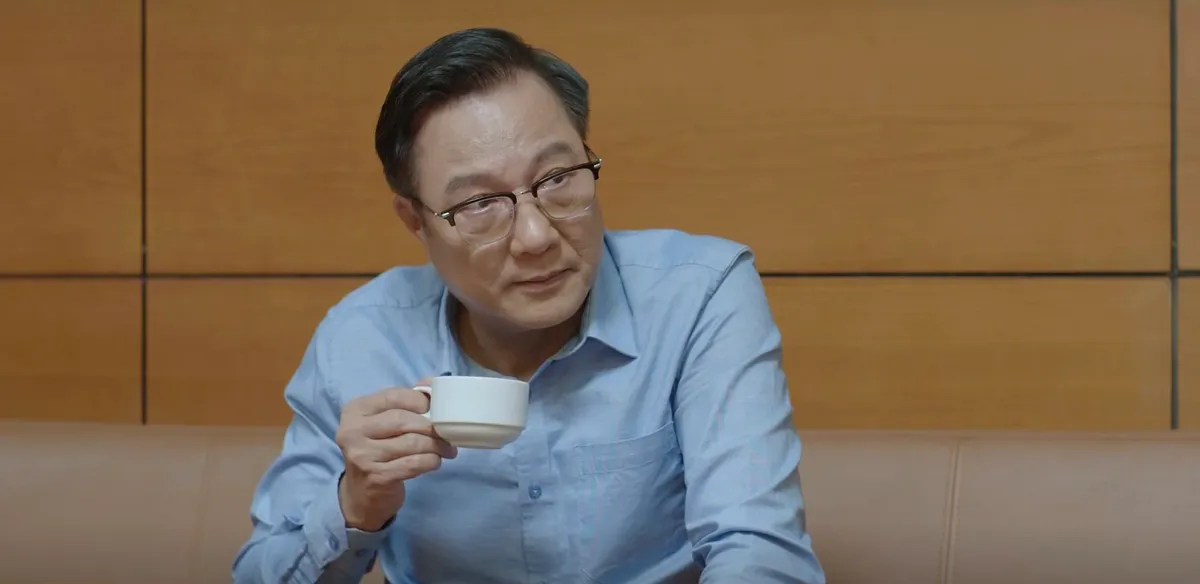 Lằn ranh - Tập 13: Triển bắt tay cựu Chủ tịch tỉnh giải vấn đề khó của Trinh Tam - Ảnh 7.