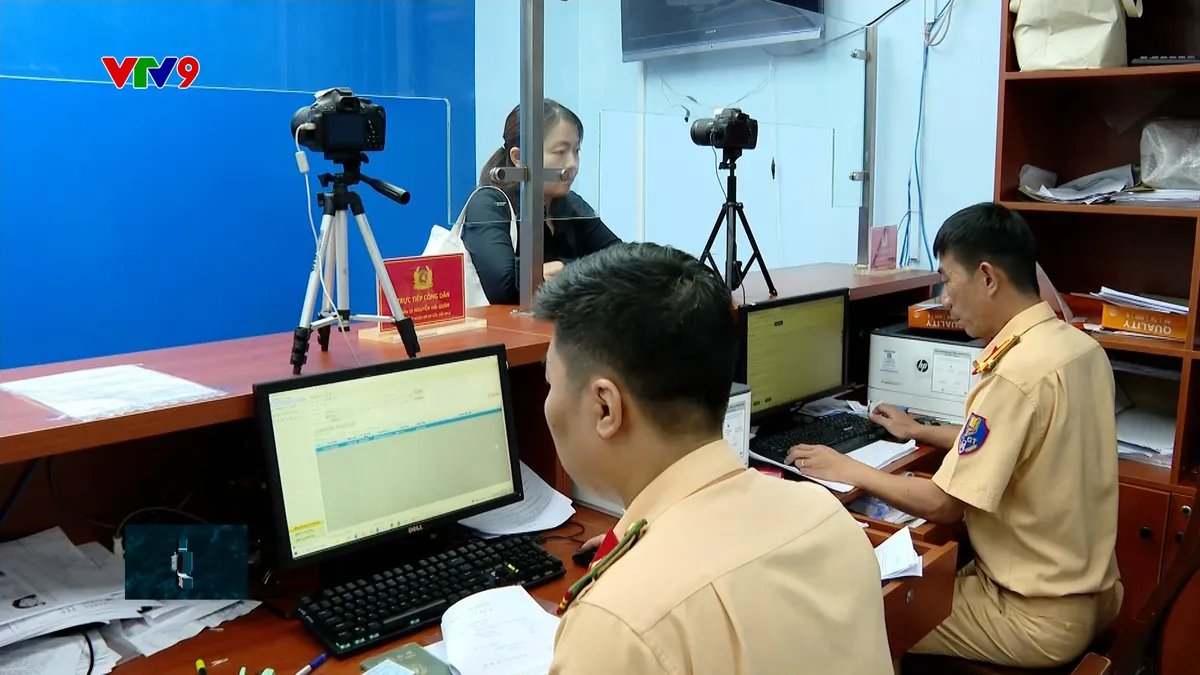 Công an TP. Hồ Chí Minh hỗ trợ đổi bằng lái thẻ PET