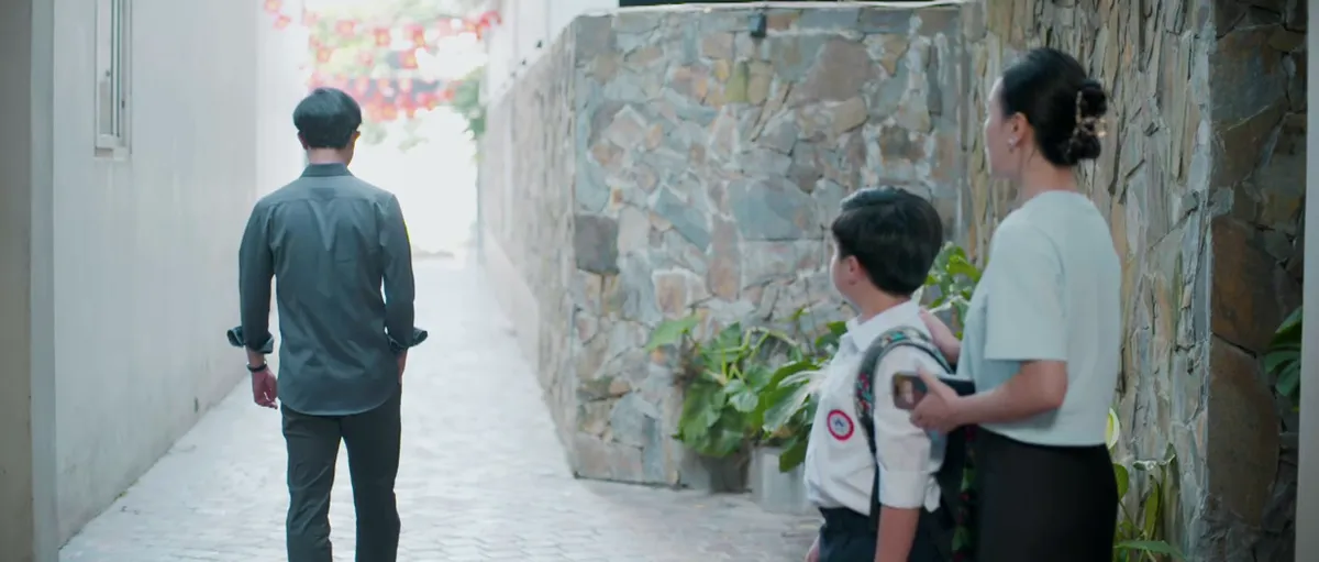 Gió ngang khoảng trời xanh - Tập 43: Mỹ Anh mủi lòng khi biết Đăng bị vu oan - Ảnh 2.