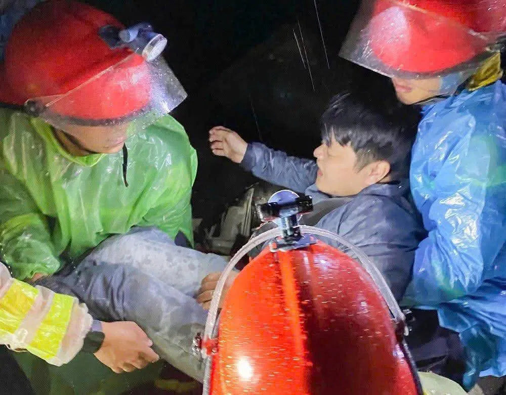 Khánh Hòa: 7 người chết, 1 người mất tích, 19 người bị thương do ảnh hưởng mưa lũ- Ảnh 1. Khánh Hòa: 7 người chết, 1 người mất tích, 19 người bị thương do ảnh hưởng mưa lũ- Ảnh 1.