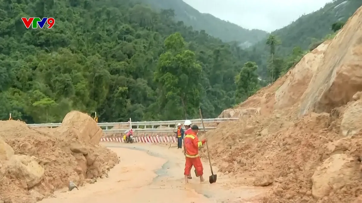 Cố gắng thông đèo Khánh Lê trong hai ngày tới