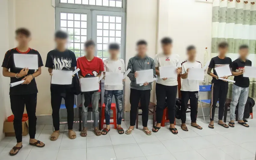 Nhóm thanh niên dàn cảnh cướp tài sản ở Cần Thơ