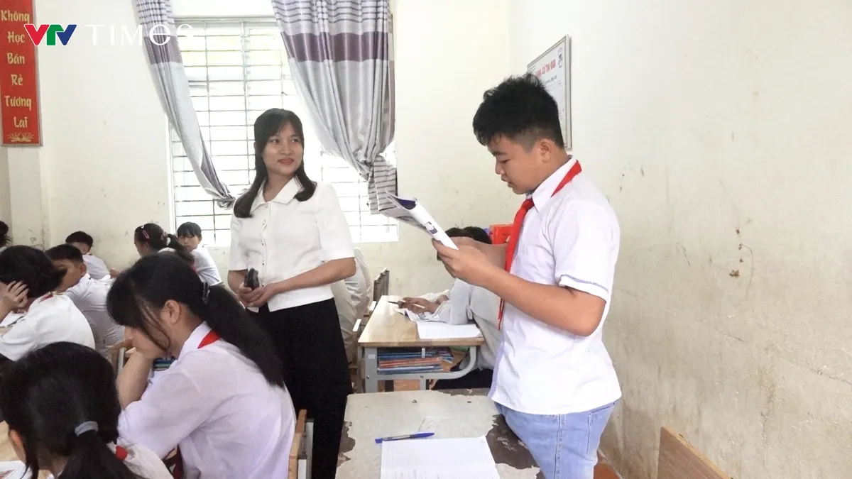 Ma Ly Pho: Những người thầy bền bỉ thắp chữ giữa lưng trời - Ảnh 4.