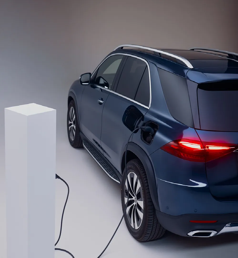 Mẫu Suv Plug-in Hybrid hạng sang chính thức có mặt tại thị trường Việt Nam - Ảnh 1.