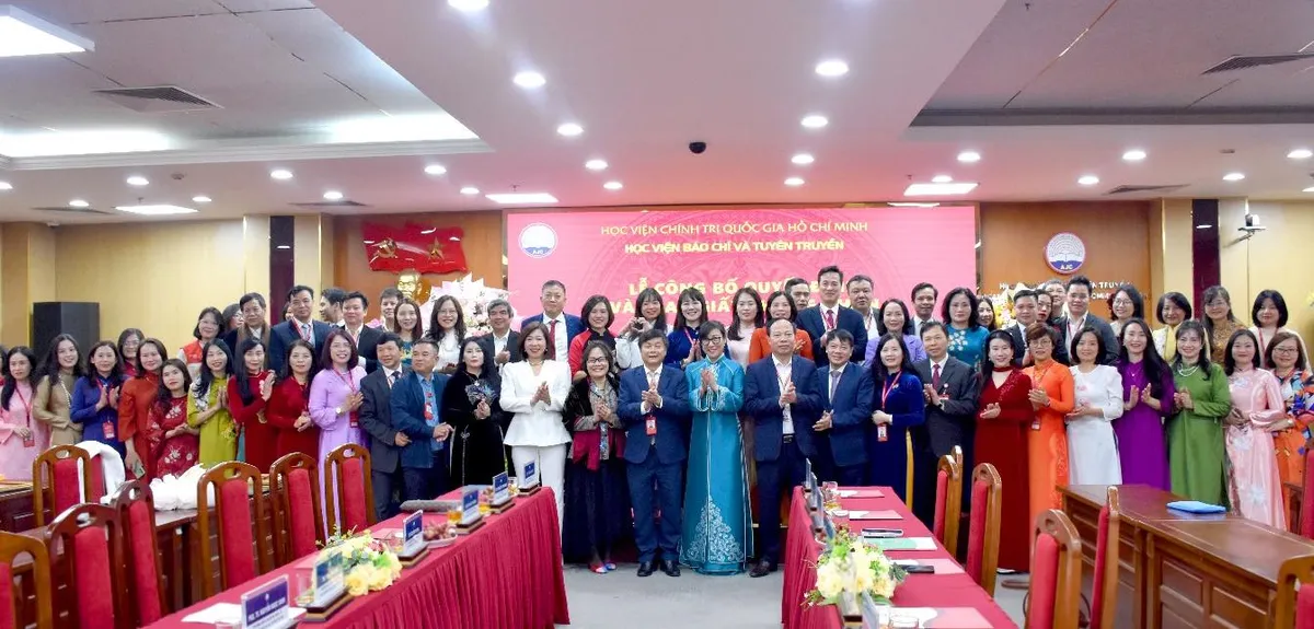 12 chương trình đào tạo của HV Báo chí và Tuyên truyền đạt tiêu chuẩn kiểm định chất lượng giáo dục- Ảnh 4.