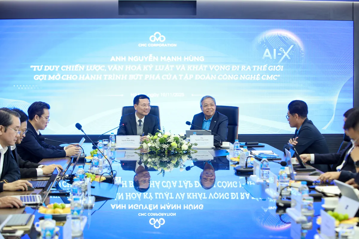 Bộ trưởng Nguyễn Mạnh Hùng: “CMC muốn bứt phá, phải đi đến cùng với sản phẩm” - Ảnh 2.