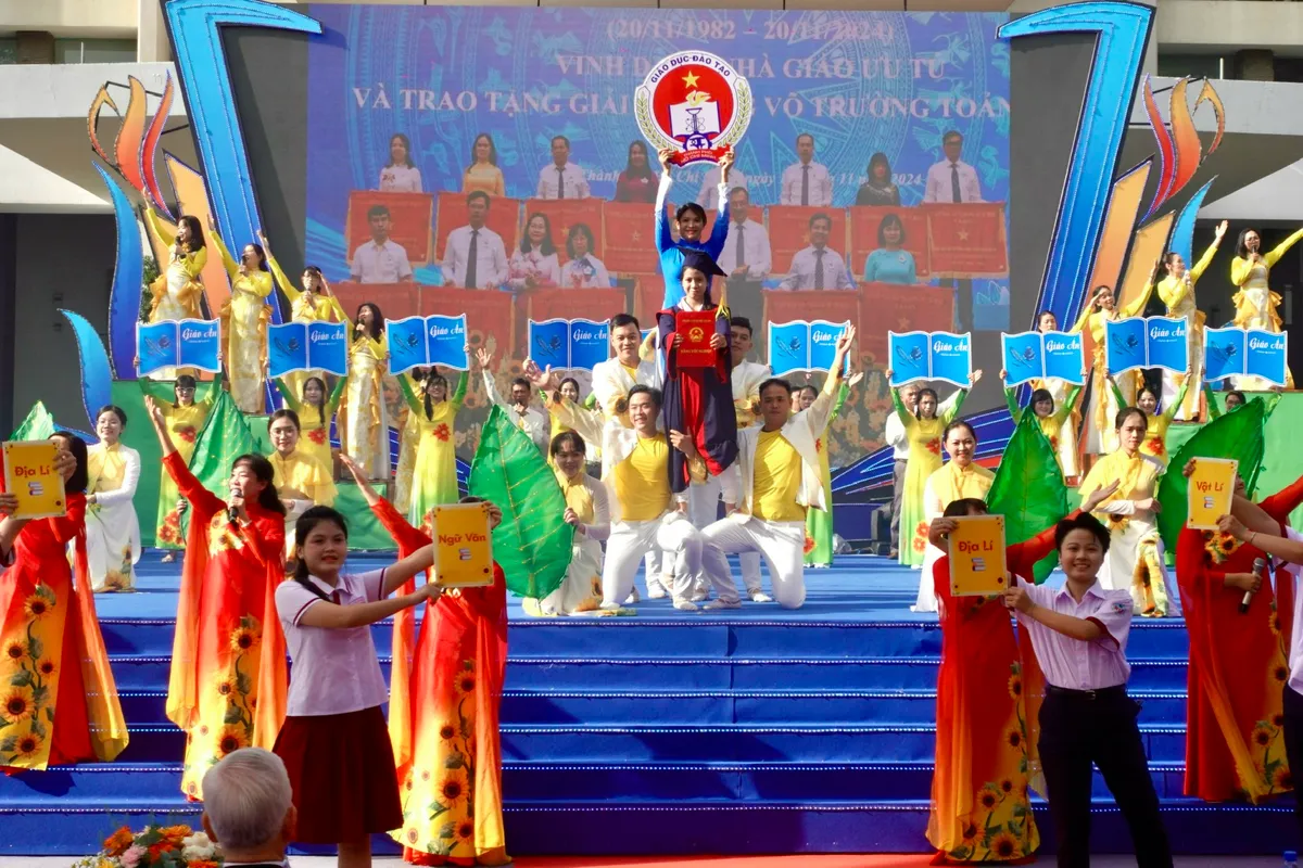 50 năm Giáo dục TP Hồ Chí Minh hướng tới mục tiêu vươn tầm châu Á - Ảnh 8.