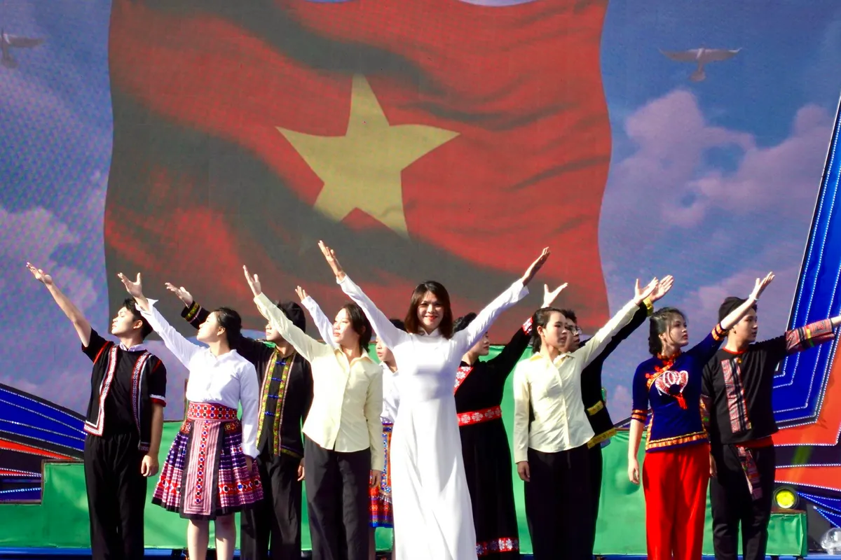 50 năm Giáo dục TP Hồ Chí Minh hướng tới mục tiêu vươn tầm châu Á - Ảnh 10.