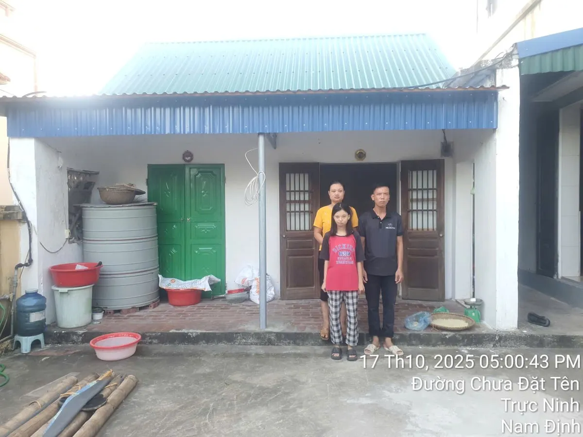 Thiếu nữ khuyết tật 15 tuổi tại Ninh Bình mắc bệnh tim bẩm sinh cần được hỗ trợ - Ảnh 1.