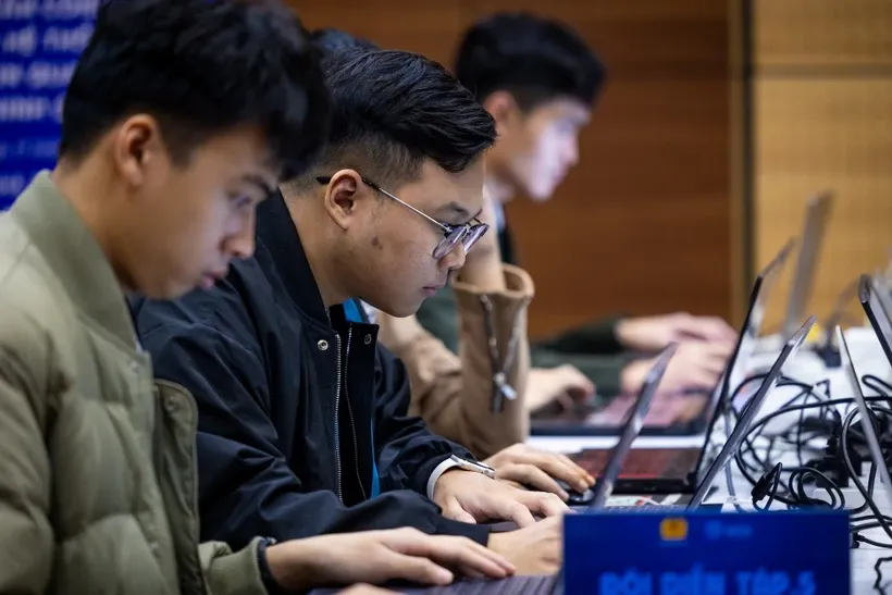 Cảnh b&aacute;o doanh nghiệp TP Hồ Ch&iacute; Minh quản trị thiếu an to&agrave;n trong kỷ nguy&ecirc;n số - Ảnh 1.