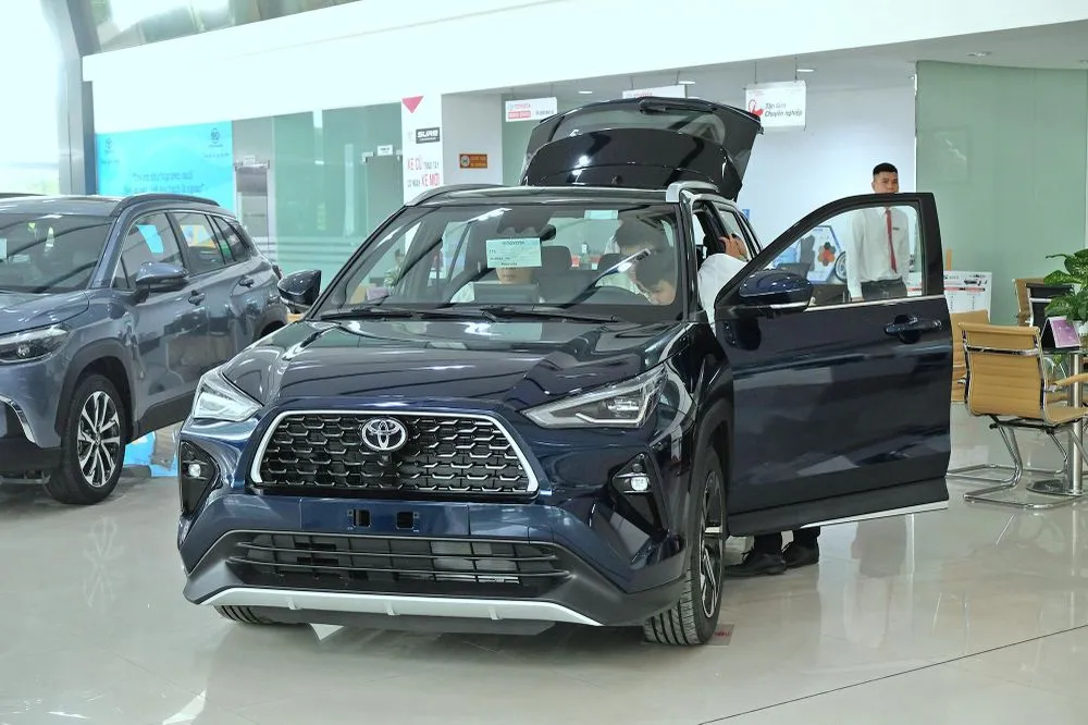 Xe hybird tăng lợi thế trên thị trường nhờ ưu đãi thuế - Ảnh 1.