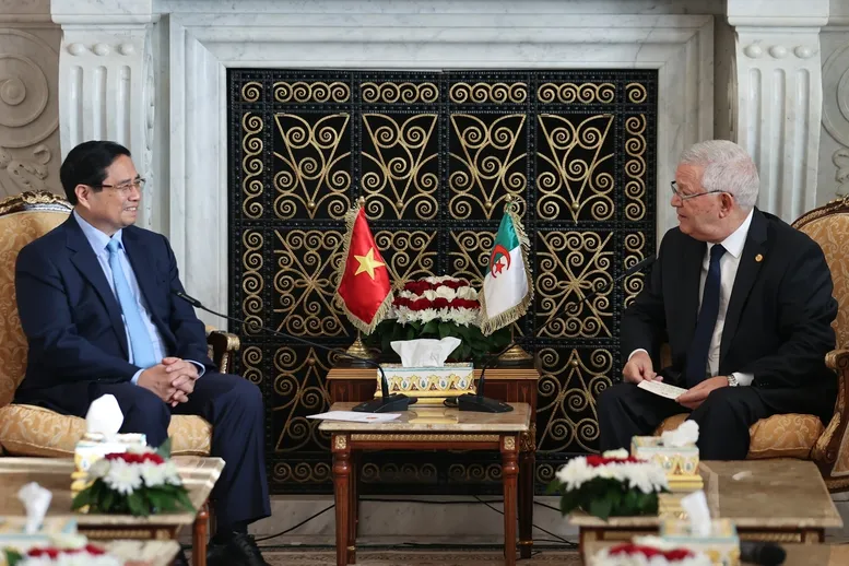 Thủ tướng Phạm Minh Chính hội kiến Chủ tịch Hội đồng Dân tộc Algeria- Ảnh 2. Thủ tướng Phạm Minh Chính hội kiến Chủ tịch Hội đồng Dân tộc Algeria- Ảnh 2.
