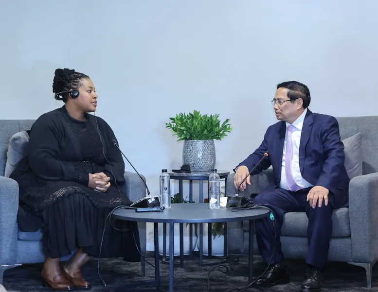 Thủ tướng kết nối hợp tác giữa hai tập đoàn dầu khí quốc gia của Việt Nam, Nam Phi - Ảnh 1.