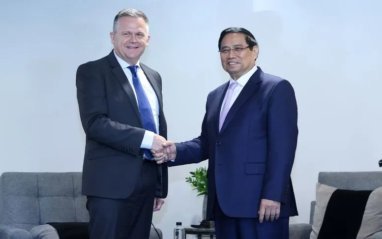 Thủ tướng Phạm Minh Chính tiếp ông De Villiers Engelbrecht - Giám đốc điều hành hãng hàng không Airlink - Ảnh: VGP
