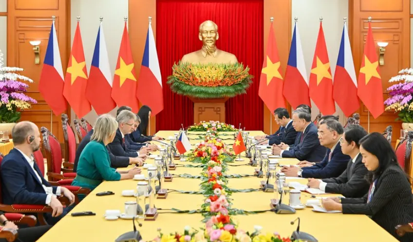 Tổng Bí thư Tô Lâm tiếp Chủ tịch Thượng viện Quốc hội Cộng hòa Czech - Ảnh 1.