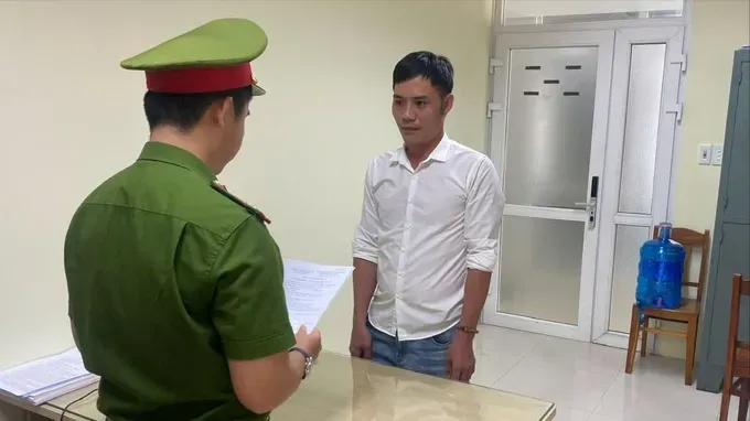 Khởi tố đối tượng thuê người khai thác vàng trái phép ở Đà Nẵng  - Ảnh 1.